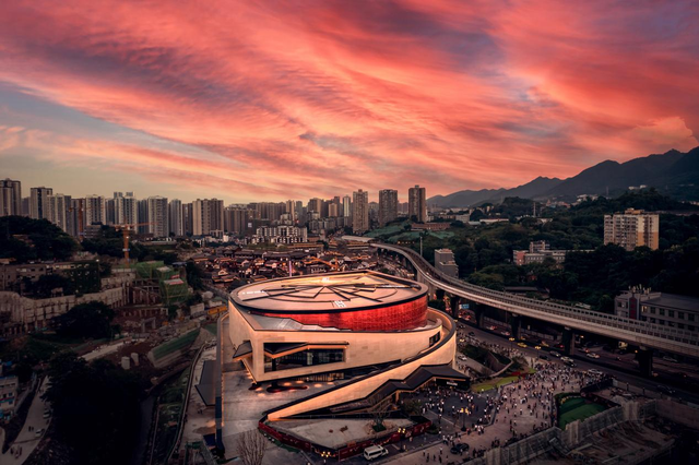 重庆发布五条特色漫游消费路线 邀你共赏山城烟火