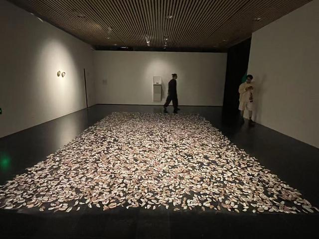 展览“自然契约：技术、媒介、人、自然”引发人与自然新思考