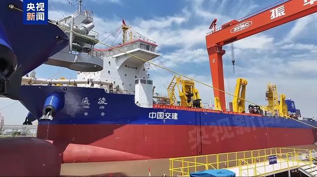 喜讯，国产亚洲最大挖泥船下水，90分钟挖泥35000方，一天造一岛