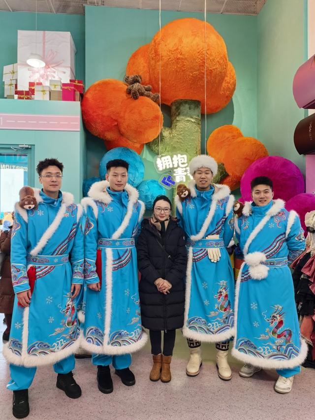 俄罗斯风情、鄂伦春文化场景……龙江交投冰雪大世界俄罗斯商品体验馆开馆