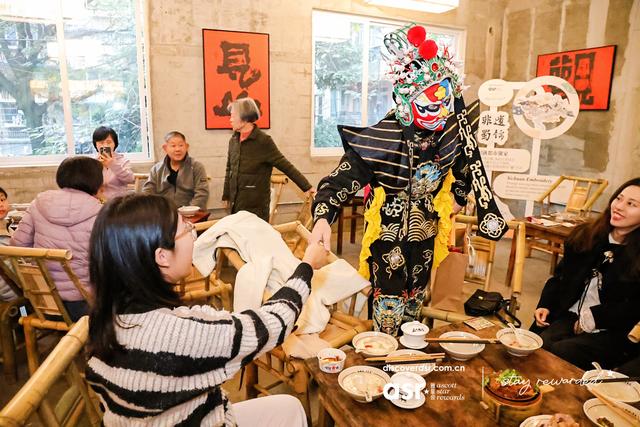 雅诗阁中国2025成都地区感恩嘉年华成功举办