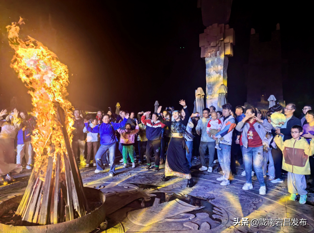 一笔捐赠，激活文旅密码：国林公益与官鹅沟的向美而行