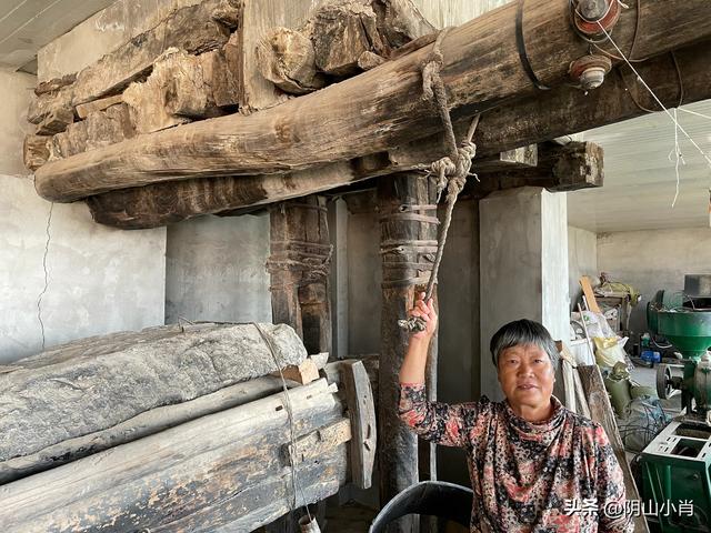 走访合教黑教堂抗日兵变旧址