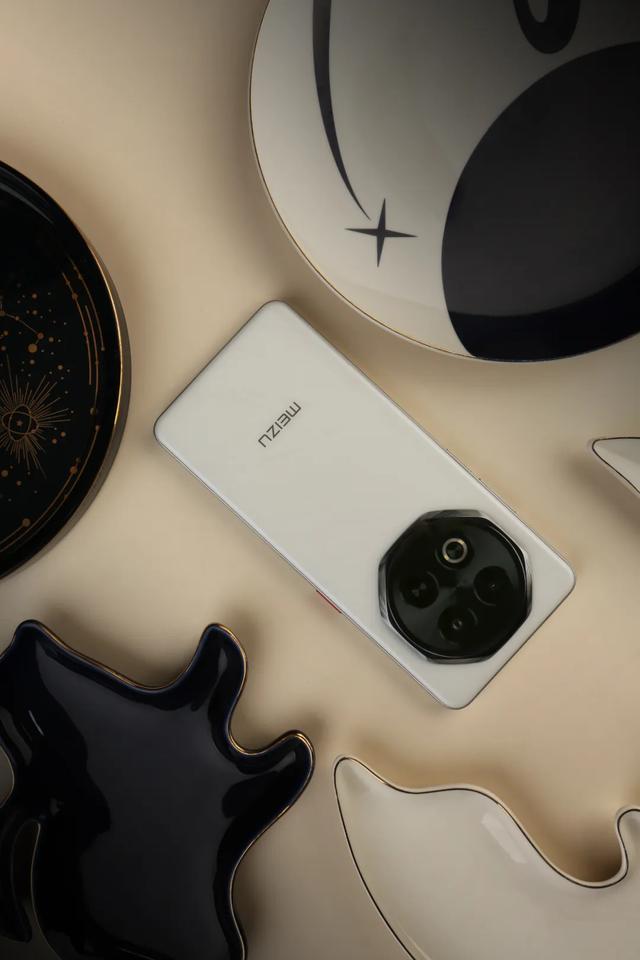 “大众的六边形战士”之千元机觉醒｜浅谈魅族 Note 16 Pro系列