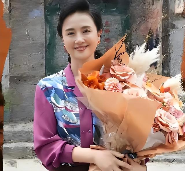 朱媛媛去世4个月后，辛柏青最新情况曝光，令人高兴的事终于来了