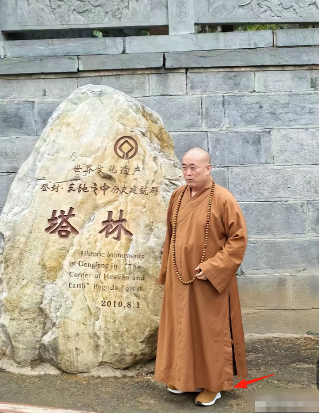 不查不知道一查吓一跳，掌控少林寺38年的释永信，私下到底有多壕
