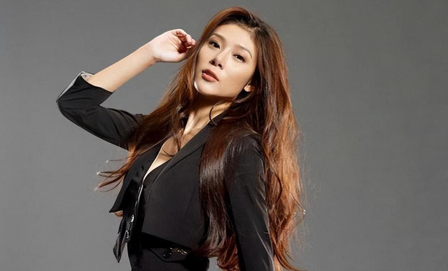 李泽楷被她迷得神魂颠倒	，林丹为她不顾妻儿，她究竟有什么魅力？