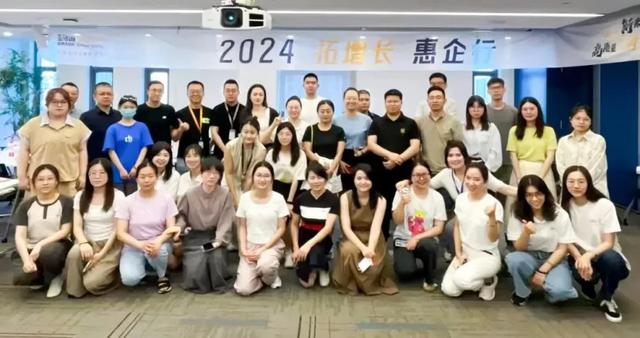 外贸巨头转型跨境，如何跳出传统思维上演“V型反转”？