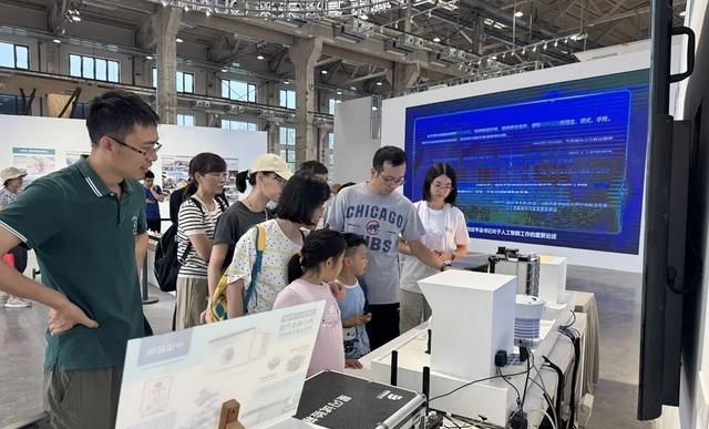来复兴岛开启未来奇遇！假期打卡攻略请收好→