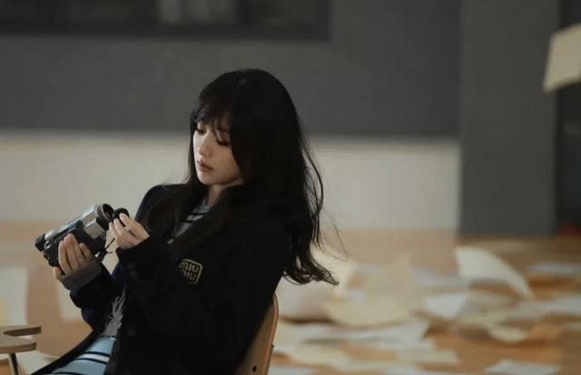 央媒发文！33岁杨紫高调官宣喜讯，网友：恭喜，终于等到了这一天