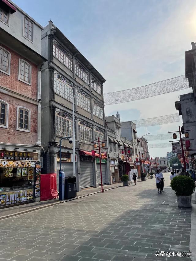 汕头一日游:杨枝寺+菩提禅寺+汕头市博物馆+小公园+广场轮渡