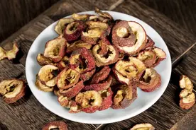 桂圆搭配山楂干是绝配，刚试了3天真管用，方法简单实用，收藏了图片