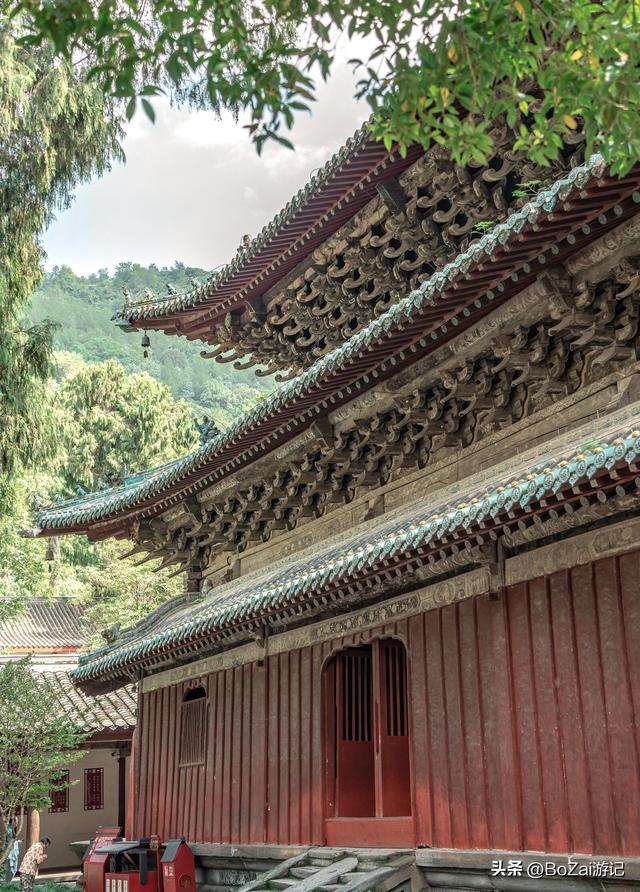 四川深山惊现明代小故宫，龙纹瓦当+楠木巨寺，逾制之谜藏六百年