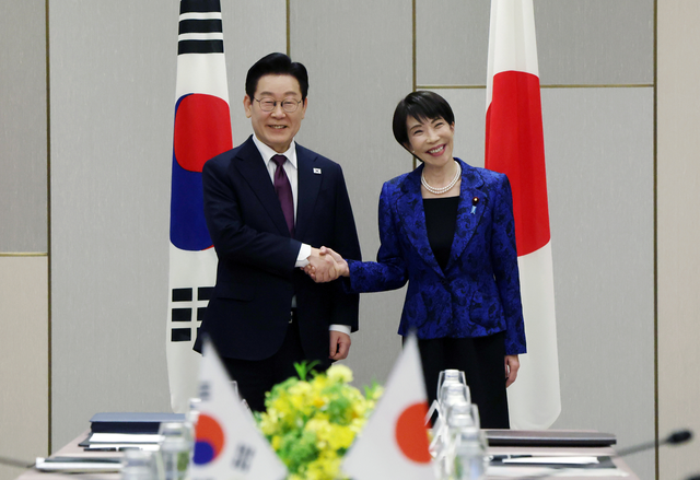 访华一周后	，李在明抵达日本，对台海一句表态，高市反击计划落空