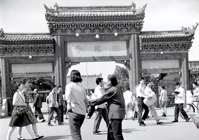 70多年前的大雪天	，毛主席为啥决定把河南省会由开封迁至郑州