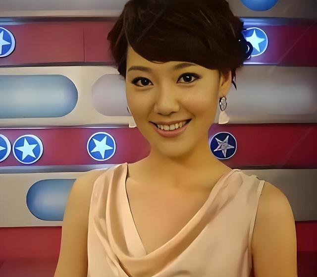 讨好大佬，陪睡上位，遭央视“开除”，她身上的标签哪个才是真的