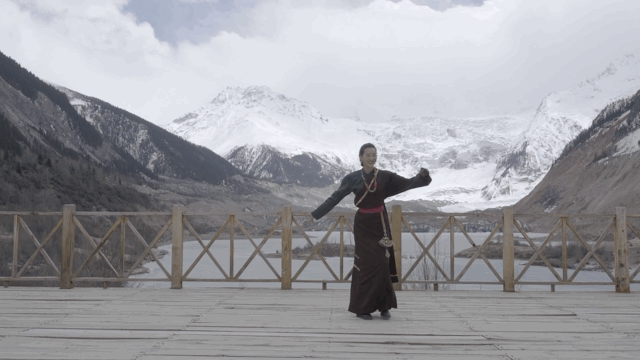 冬季西藏限定蓝冰盛宴！随手一拍都是绝美大片！