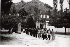 揭秘1938延安抗大图片