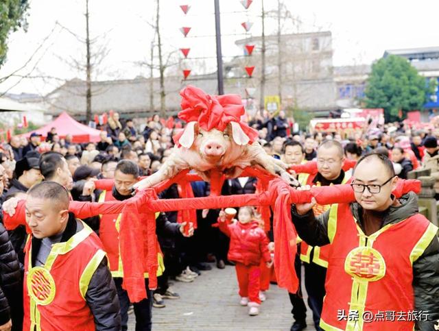 成都最大的旅游游玩会，超级热闹，不要门票，全国都不多见！