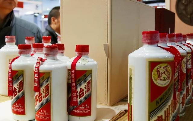 电商暴打茅台，从3000跌到1499元，批发商1640元拿货赔钱卖