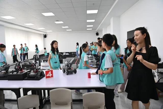 “奇妙自然，京蒙少年草原行”呼伦贝尔生态与民族文化研学活动圆满闭营