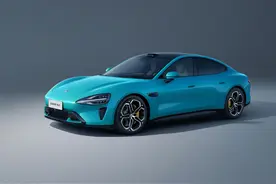 21.59万，小米汽车底牌亮了，前排某大佬离场图片