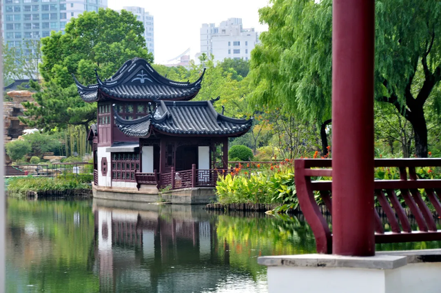 不只公园！解锁和平公园的宝藏玩法！| 虹口嗲地方 老底子新腔调
