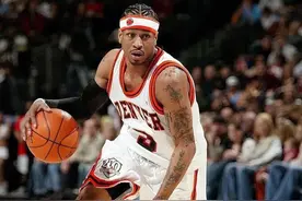 真正的人球合一！翻遍NBA历史，只有这五人称得上运控大师图片