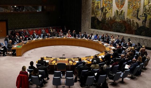 特朗普想通了，邀中俄建新联合国	，普京态度积极，中方回复12字