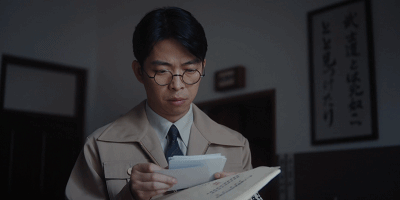 《反人类暴行》涨到8.7，年度剧王实至名归