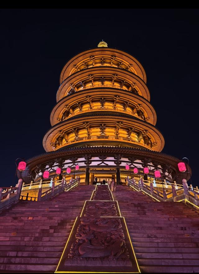 我是上海人，旅游景点天堂明堂看空中佛殿，识脱胎漆器唐代