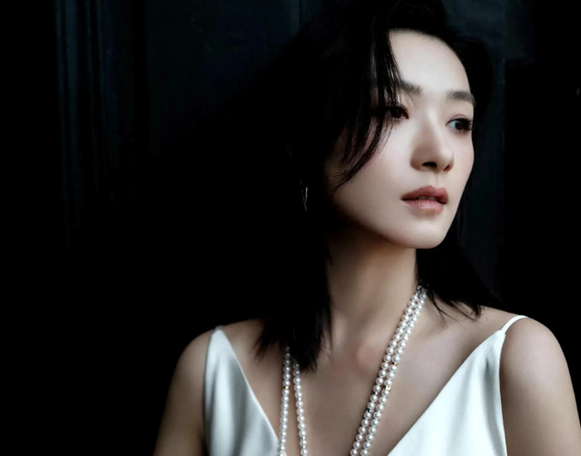 因长的太漂亮，七次拒绝导演“要求”被雪藏，43岁终凭实力走红