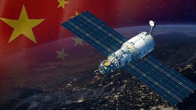 震撼！长征十号7台发动机齐发威，美媒急了：中国不只是要登月