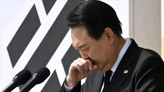 一听有机会出去，尹锡悦立马变脸，只要不被判死刑，他都愿意配合