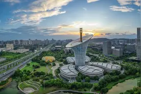 一座“谷”的追光史图片