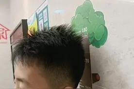 爸妈都不高，儿子最终却长到了1米8！只因做好了这4件事图片