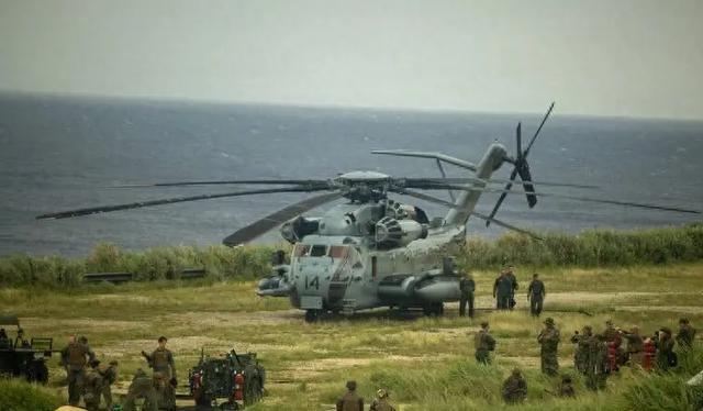 高市称要采取行动捍卫立场，日本防卫大臣：将向台湾周边部署导弹