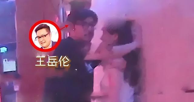 李湘风波再升级！被曝泰国求子只是冰山一角，11年前怀二胎被扒