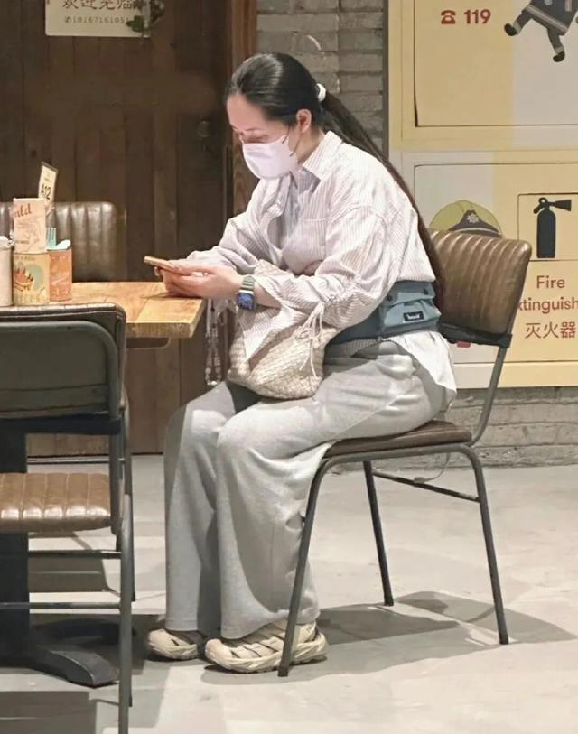 看了郭碧婷父女的开支，才懂豪门儿媳有多难