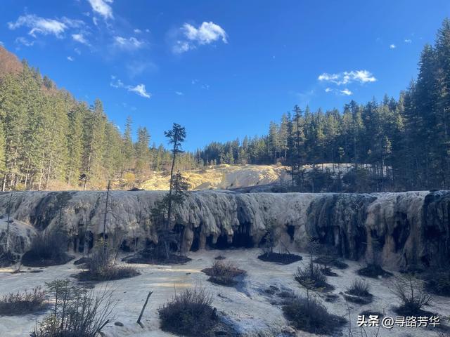 深秋的午后，拜访雪山深处的嫩恩桑措