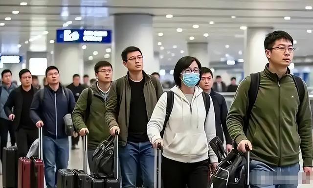 重挫硅谷！签证年费暴涨至10万美元，38%人才逃离，中国要躺赢？