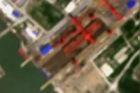 第二艘076快来了？沪东3艘护卫舰同时下水，076完工后船坞内清空图片