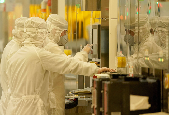 吃中国饭砸中国碗！安氏半导体70%靠中国加工，转头却诋毁污蔑咱