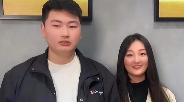 朱小伟也没有想到，离婚四年后，前妻陈亚男还是不愿意放过自己