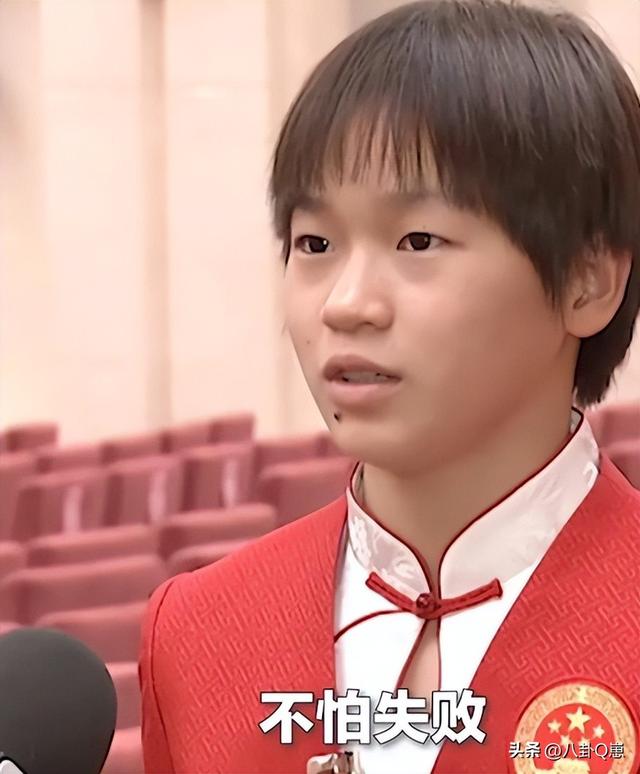 被百万网红公开内涵仅4天，全红婵14字回应太解气，全妈能安心了