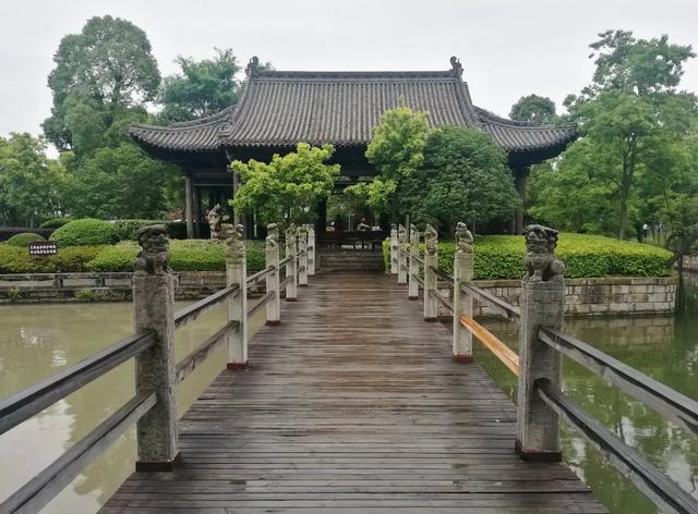 上海最冷门4A景区：老板砸10亿搬来徽州古城，地铁直达无人问津！