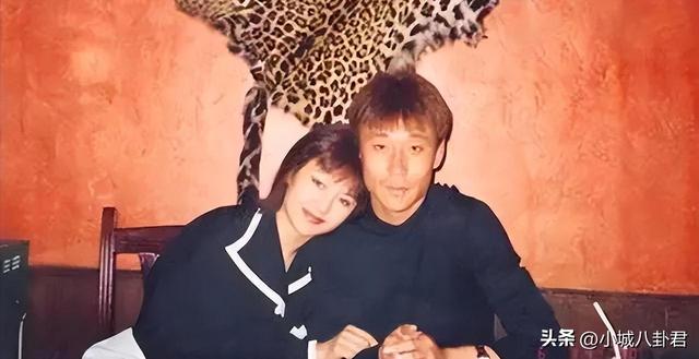 高峰：抛弃那英和刚出生的儿子，19年过去了，他如今过得怎样了？