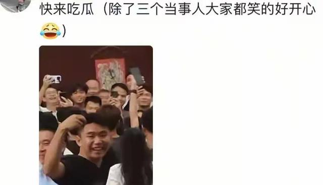 南宁原配抓小三现场：小三照片曝光，原配骑电动车，小三坐汽车