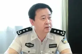 我与儒雅干爹的相遇相爱43(野外游泳回家以后一醉方休)图片