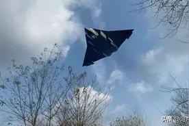 二号机曝光？成飞六代机编号变更，机头空速管也消失了图片